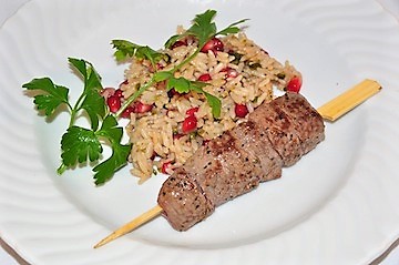 Kalbsfilet mit Granatapfel-Pilaw mit Lammspießen