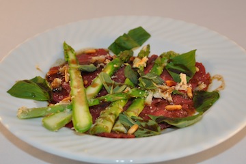 Gratinierter Spargel mit Carpaccio
