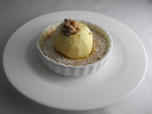 Bratapfel auf Marzipan