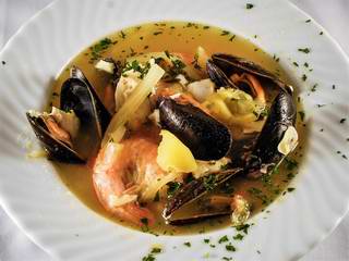 Maritime Suppe mit Fenchel